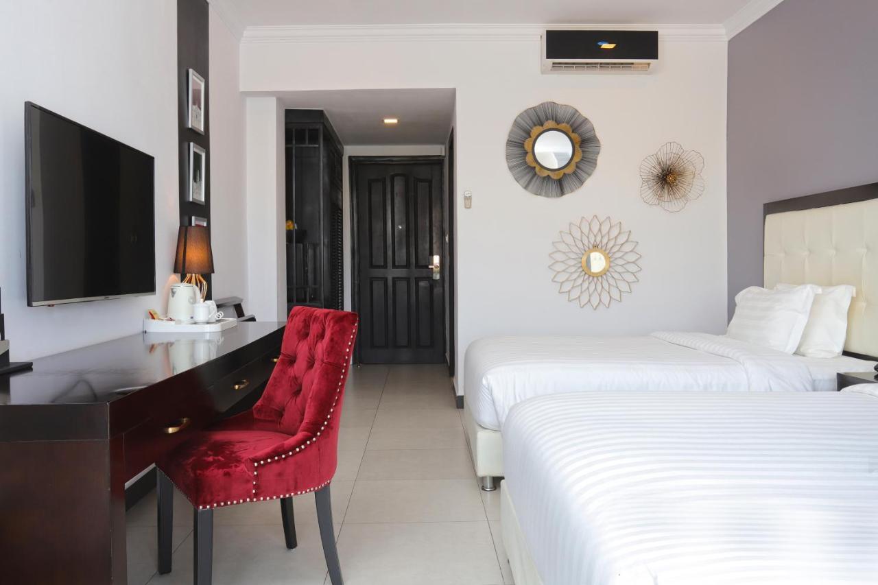 Queenco Hotel & Casino Σίχανουκβιλ Εξωτερικό φωτογραφία