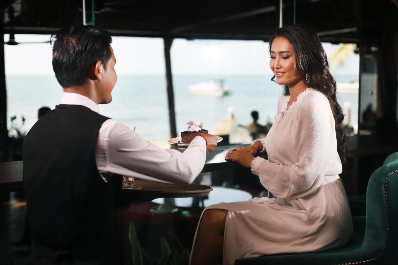 Queenco Hotel & Casino Σίχανουκβιλ Εξωτερικό φωτογραφία